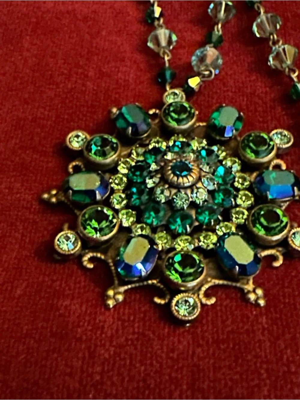 Lizpaiacios gold tone